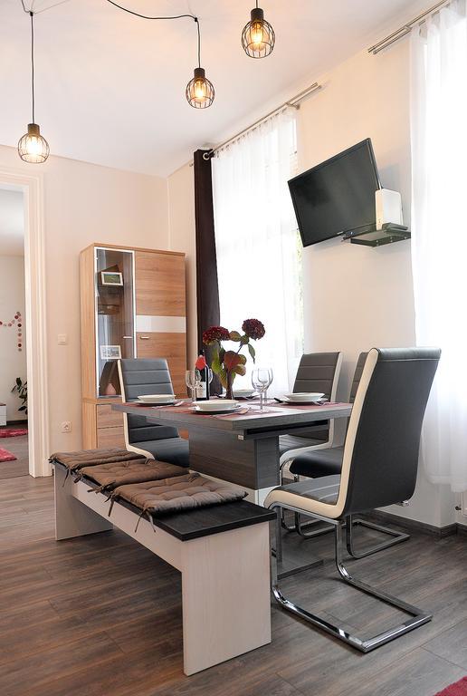 Nobilis Apartman Έγκερ Εξωτερικό φωτογραφία