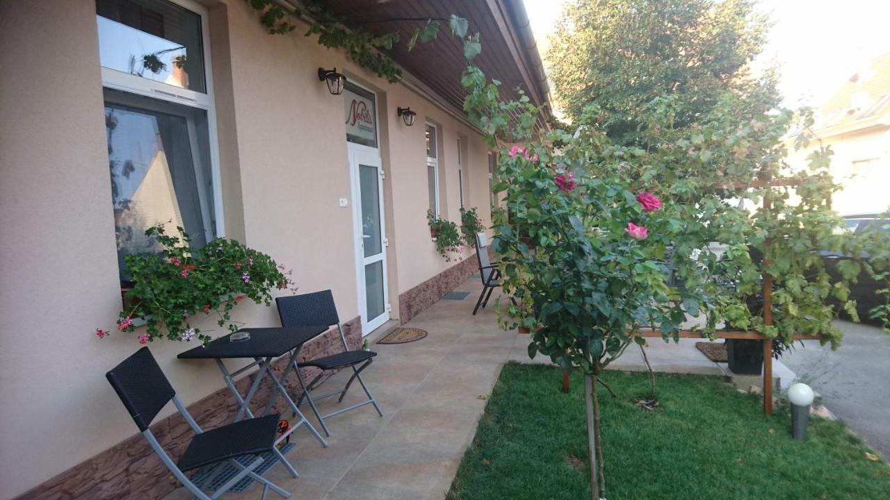 Nobilis Apartman Έγκερ Εξωτερικό φωτογραφία